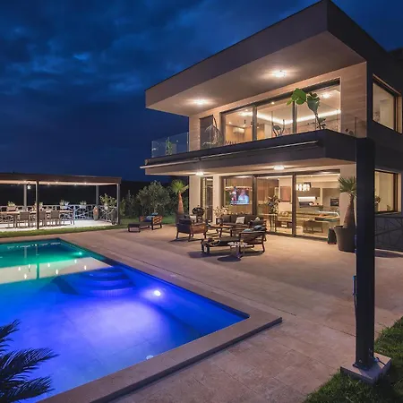 Awesome In With House Sea View Medulin