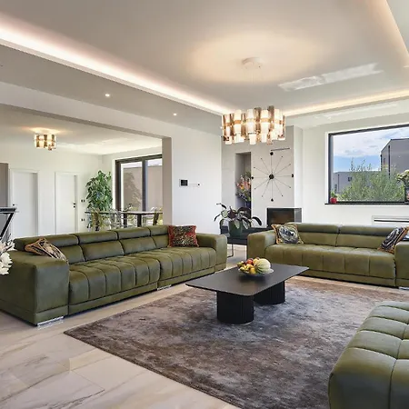 Awesome In With House Sea View *